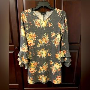 Big Girl dress. Fall floral grey with flared sleeves. Soft warm material.